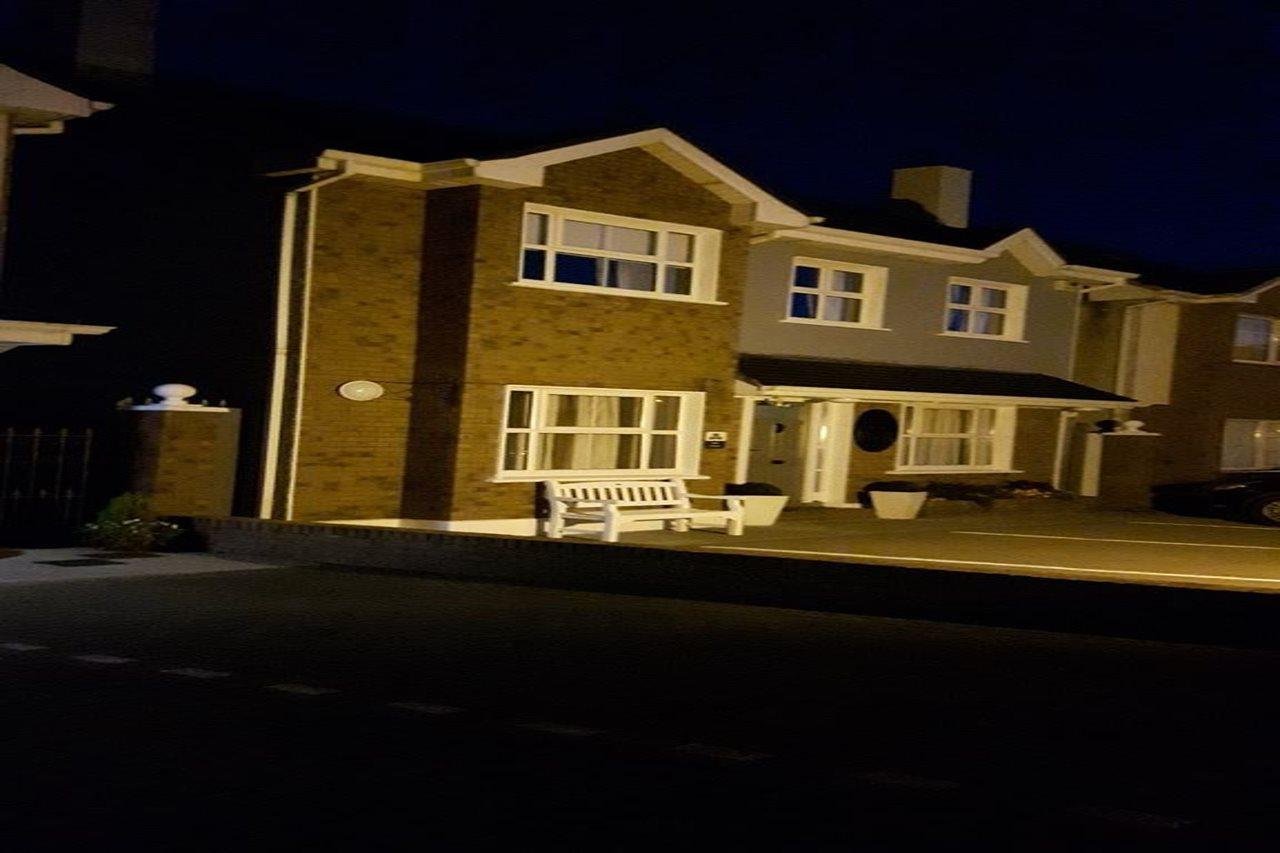 Almara House Bed and Breakfast Galway Exteriör bild