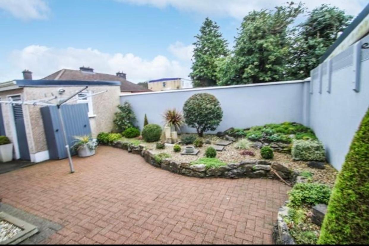 Almara House Bed and Breakfast Galway Exteriör bild