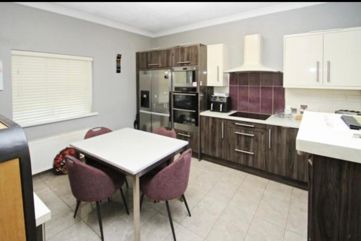 Almara House Bed and Breakfast Galway Exteriör bild